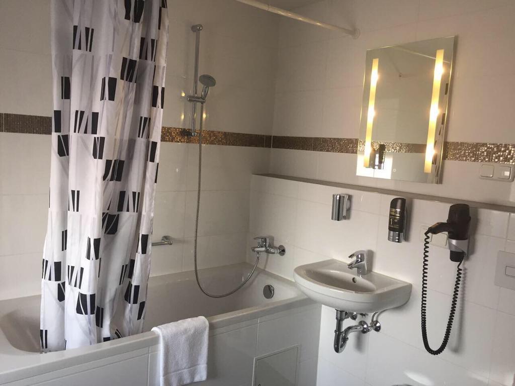 Hotel Monte Cristo Жак Офенбах Екстериор снимка