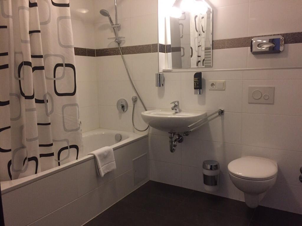 Hotel Monte Cristo Жак Офенбах Екстериор снимка