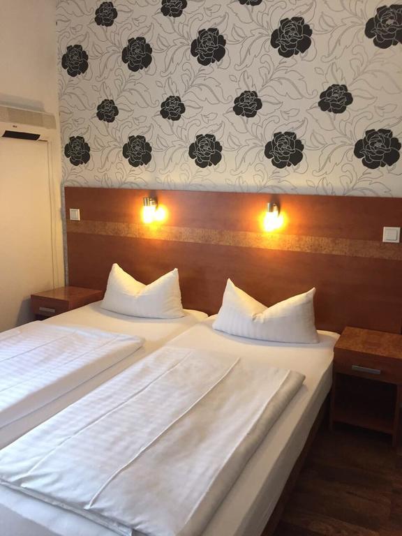 Hotel Monte Cristo Жак Офенбах Екстериор снимка